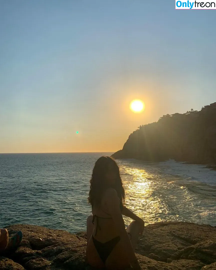 Fernanda Mota Farhat nude photo #0053 (fernandamotafarhat / melanciabanana)