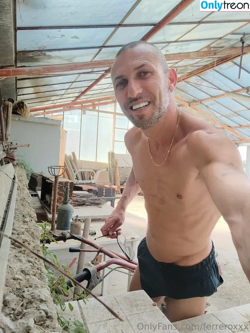 ferreroxxx nude photo #0003 (luca.ferrero)