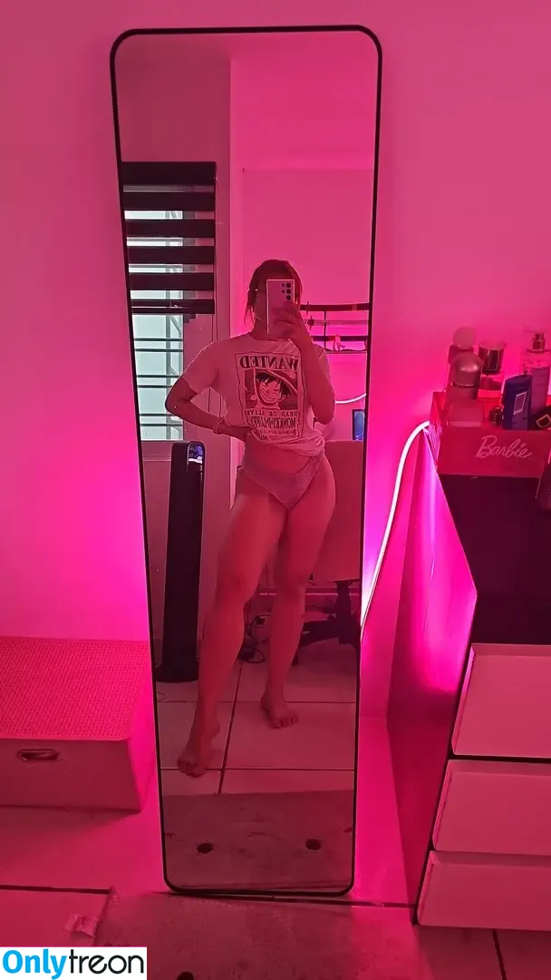Feruchan nude photo #0007 (Feruchan)