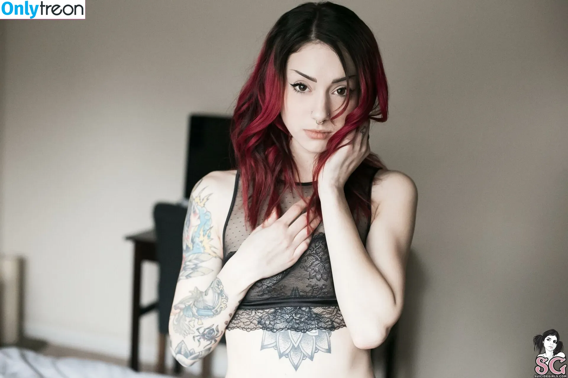 Feryn Suicide nude photo #0268 (ferynandwolfe / ferynsuicide)