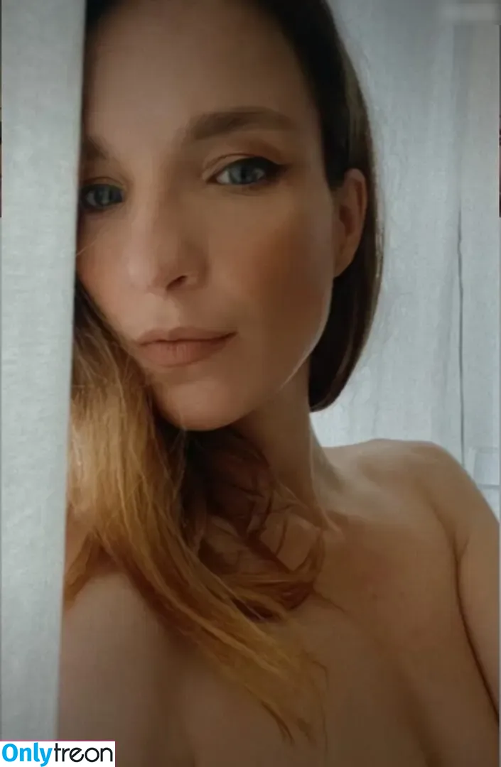 Feuchte Sandra nude photo #0001 (Feuchte Sandra)