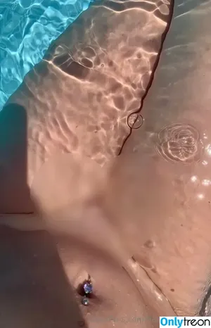  nude photo #0004
