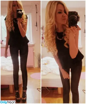 Fie Laursen / fieardila / fielaursen nude photo #0025
