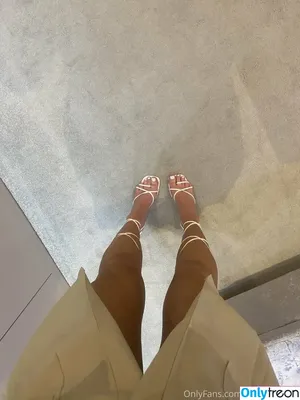 fifitrixabellex / fit.bellex nude photo #0005