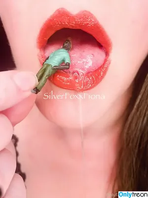 fifoxx / fioreflips nude photo #0001