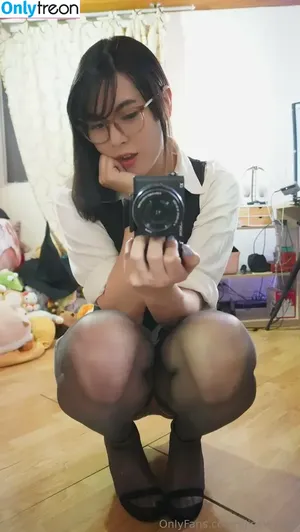 fijisaki_star / rodrockinfo nude photo #0032