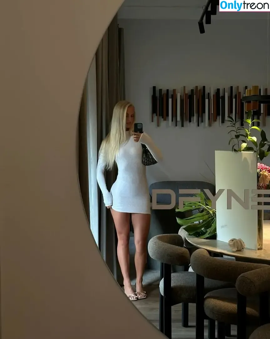 Filippa Fransson nude photo #0306 (filippafranssoon)