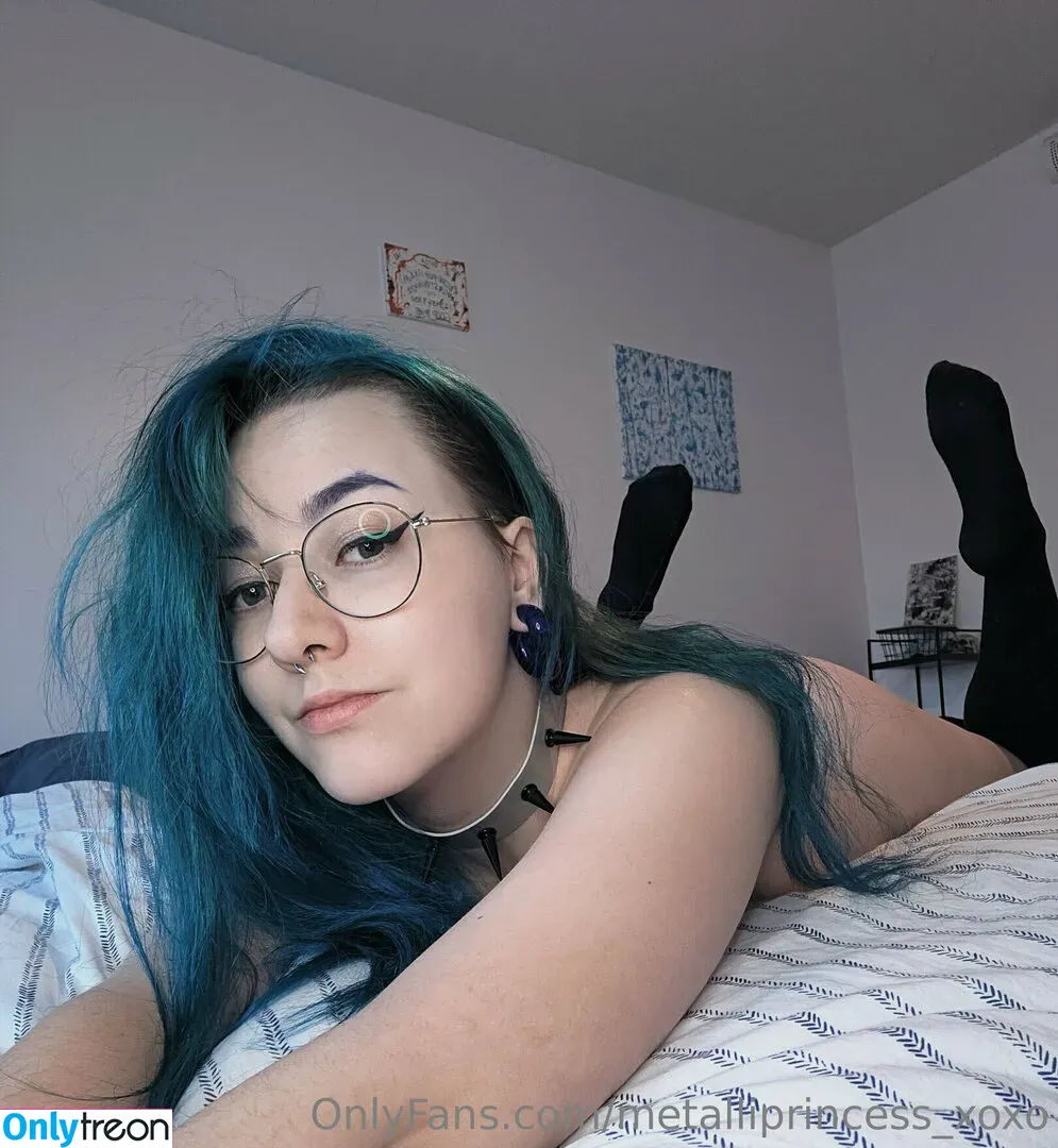 finaltcreators nude photo #0002 (breakingdad420)