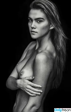Finna Christensen / findingfinna nude photo #0006