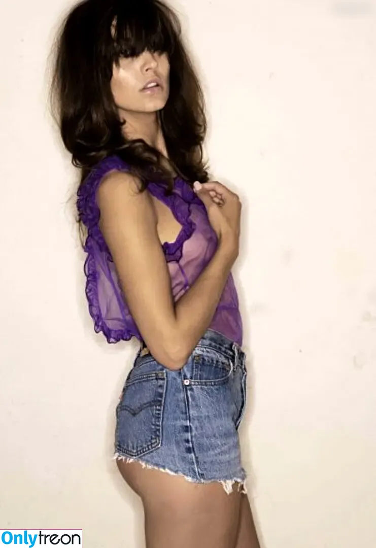 Fiona Erdmann голая photo #0059 (fionaerdmann)