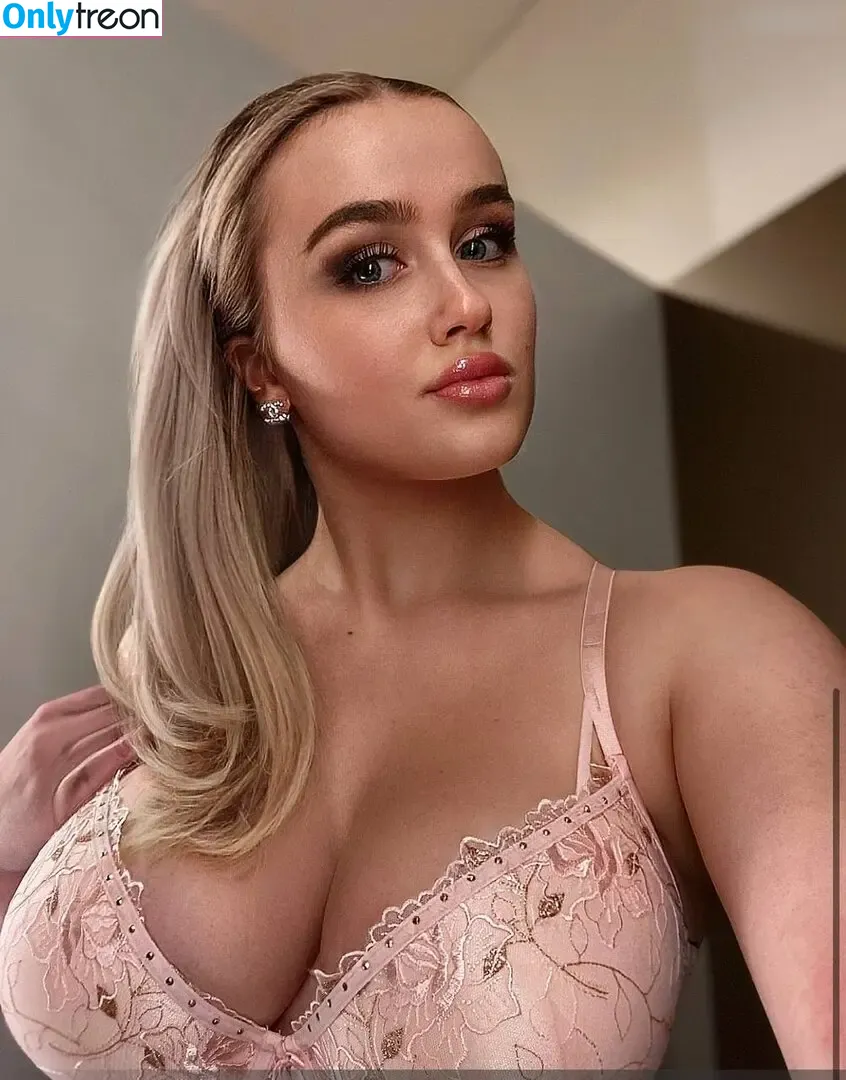Fiona.wt nude photo #0021 (Fiona.wt)