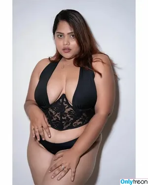 fire___fly9 / ___fire___fly9___ / varthika r0 nude photo #0004