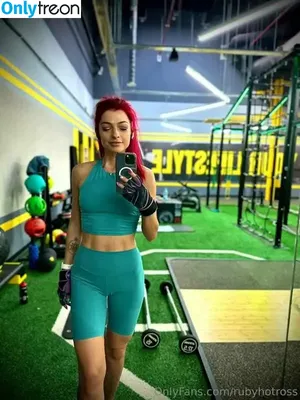 Fit Readhead Ruby / rubyhotross / therubywitch82 nude photo #0065