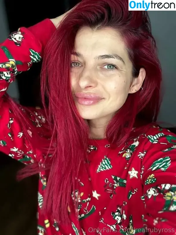 Fit Readhead Ruby nude photo #0004 (rubyhotross / therubywitch82)