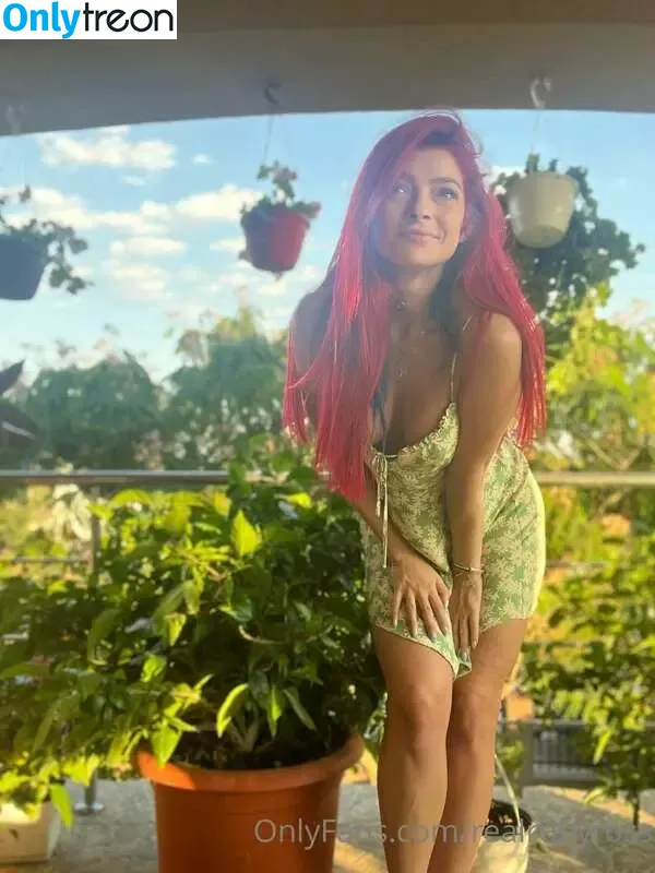 Fit Readhead Ruby nude photo #0020 (rubyhotross / therubywitch82)
