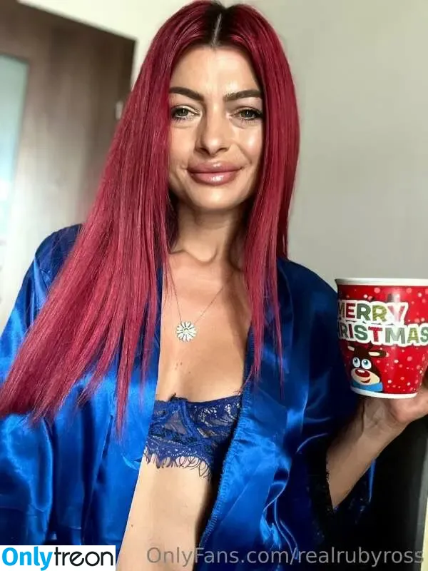 Fit Readhead Ruby nude photo #0035 (rubyhotross / therubywitch82)