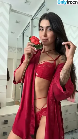 fitbia / fitbit nude photo #0047