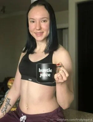 fiteen18 / nikinina178 фото голая #0002