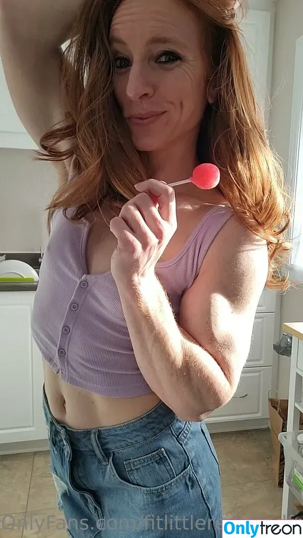fitlittleredheadfree nude photo #0167 (fit_little_redhead)