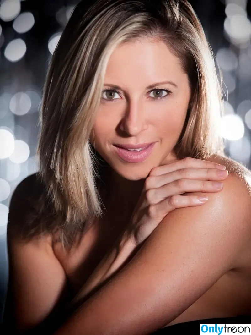 Fitness_Nikki nude photo #0002 (Https: / fitness.by.nikki)