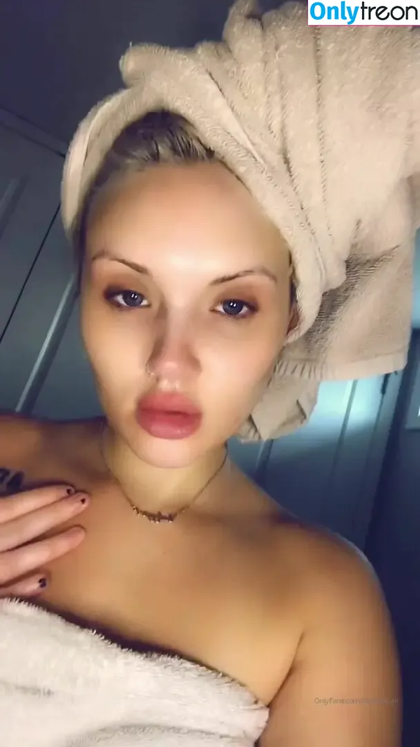 fitplanshan nude photo #0183 (fitplanshan)