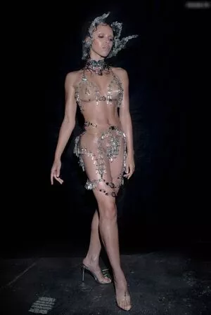 FKA Twigs / FKAtwigs / febbytwigs nude photo #0076