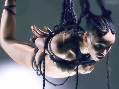 FKA Twigs / FKAtwigs / febbytwigs фото голая #0128