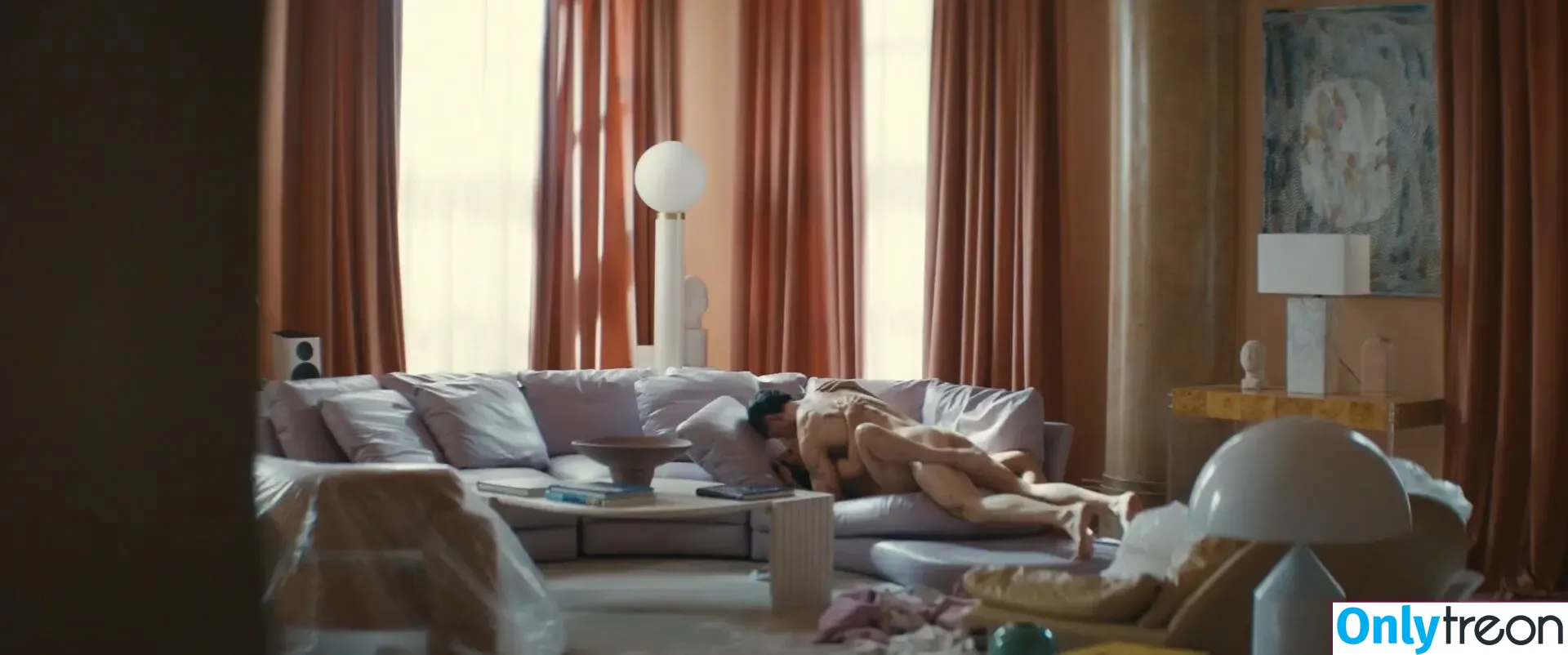FKA Twigs nude photo #0412 (FKAtwigs)