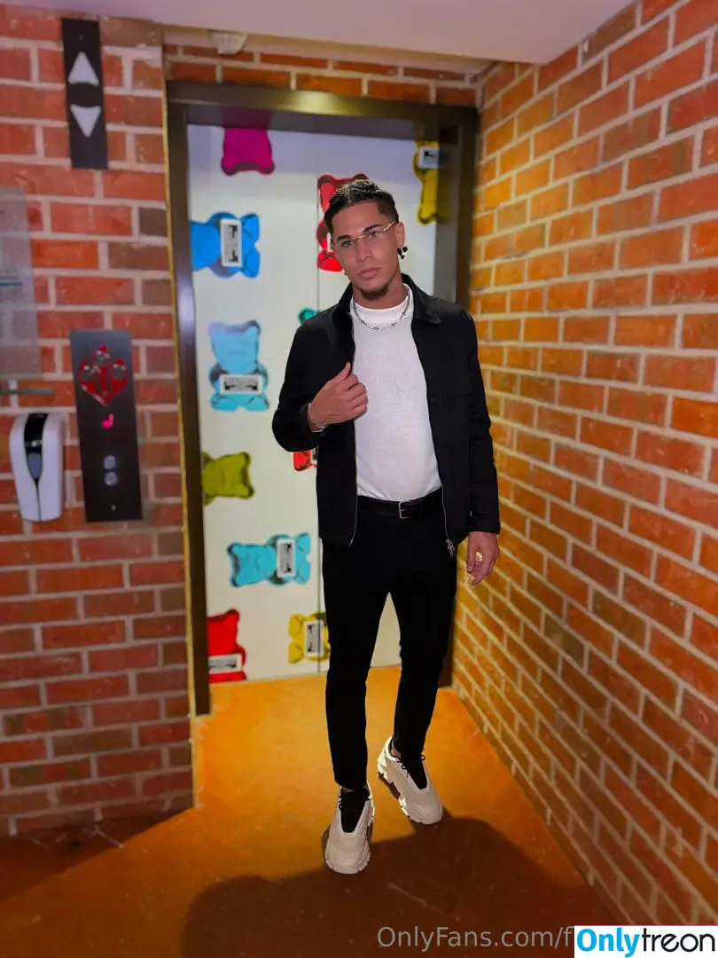 flamejames nude photo #0038 (flamejames_)