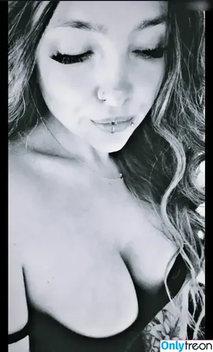 Flashinaa / flashinaa2 nude photo #0032