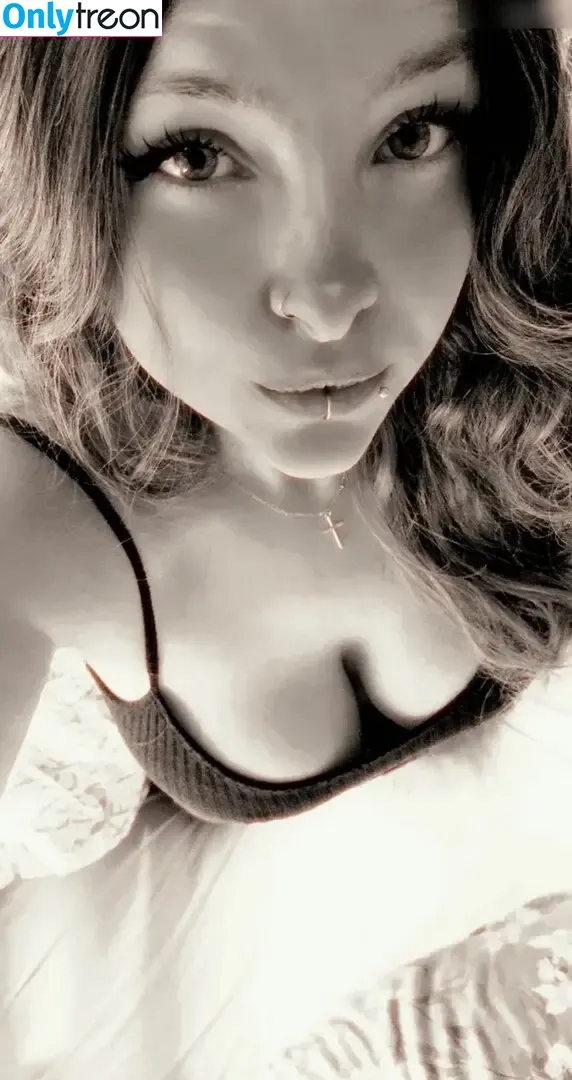 Flashinaa nude photo #0034 (flashinaa2)