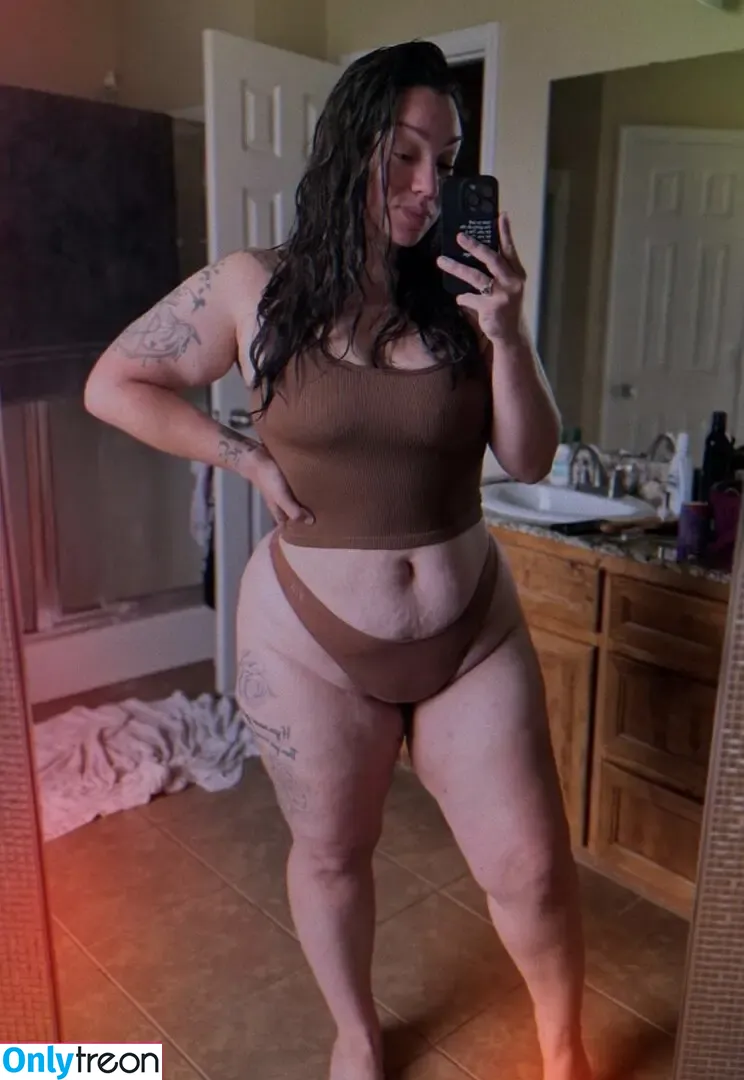 Flaunityoirway_444 nude photo #0020 (ariafavorite_444 / flauntityourway_444)