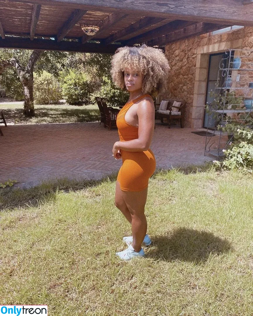 Fleur East nude photo #0041 (fleureast)