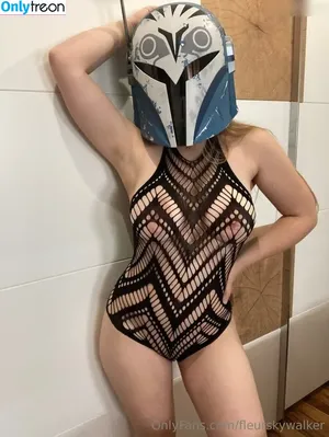 FleurSkywalker / fleurskywalkerr nude photo #0041