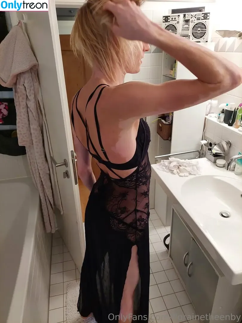 florainetheenby nude photo #0022 (flora_the_fae)