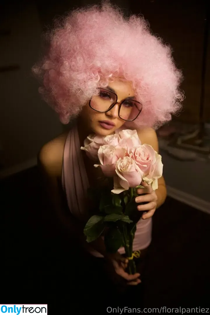 floralpantiez nude photo #0018 (floralpantiez)