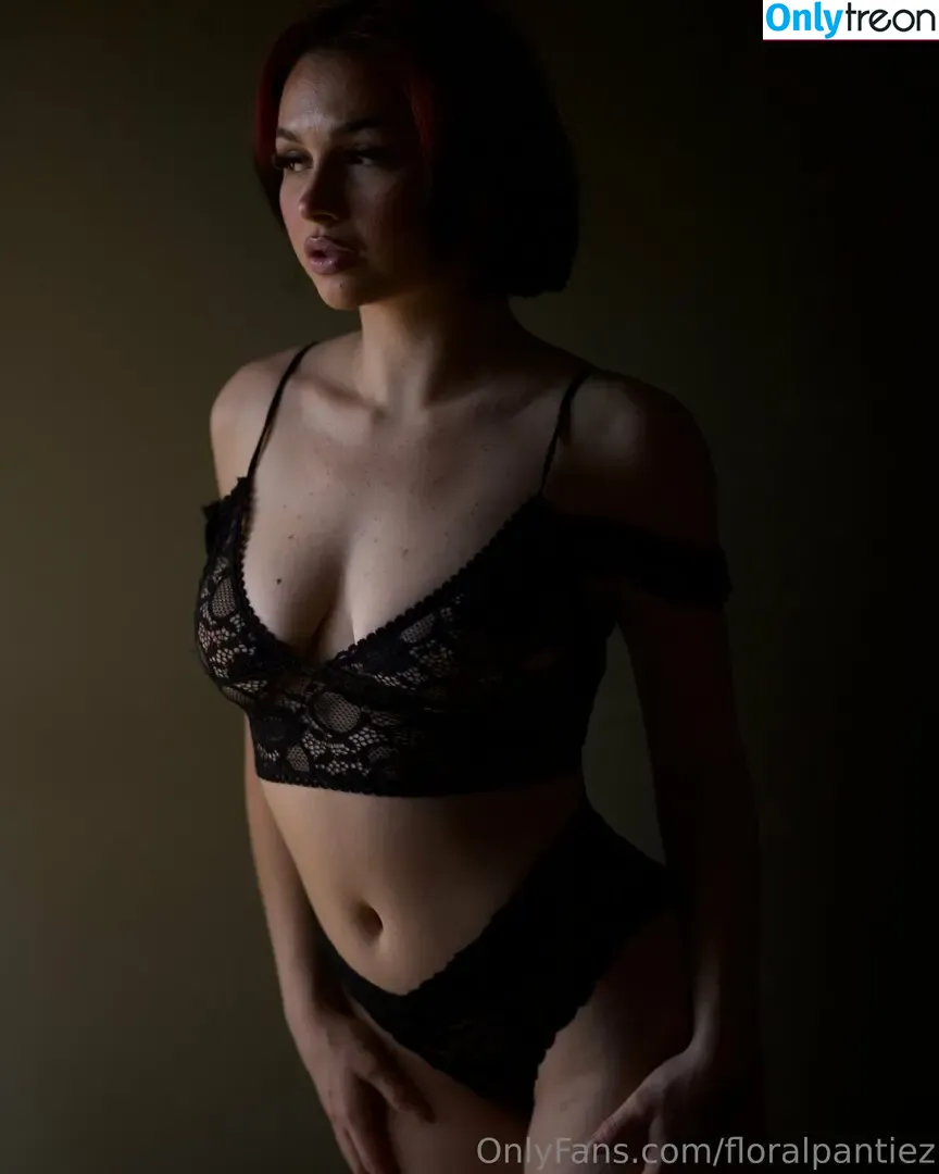 floralpantiez nude photo #0029 (floralpantiez)