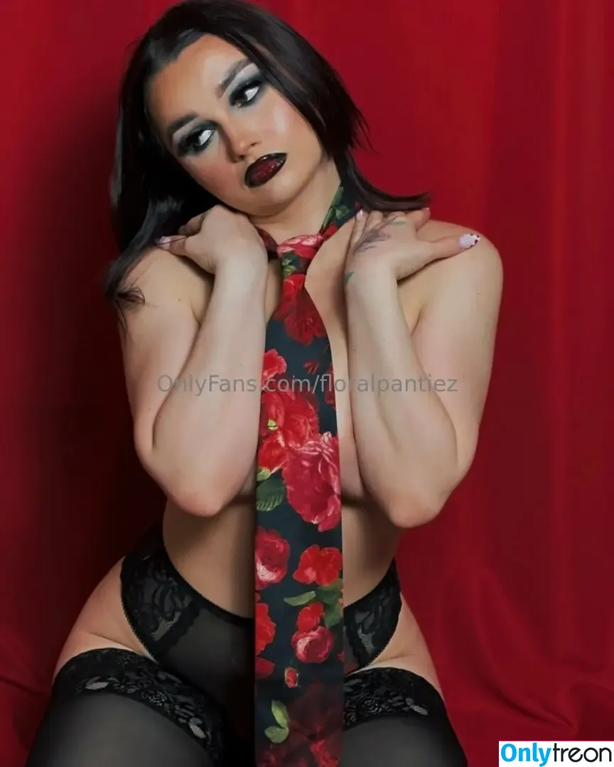 floralpantiez nude photo #0042 (floralpantiez)