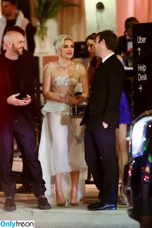 Florence Pugh / florencepugh фото голая #1260