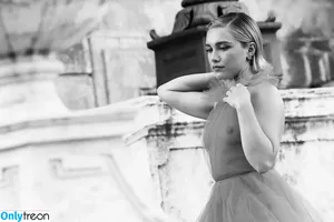 Florence Pugh / florencepugh фото голая #1303