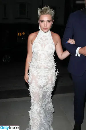 Florence Pugh / florencepugh фото голая #1363