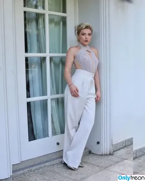 Florence Pugh / florencepugh фото голая #1419