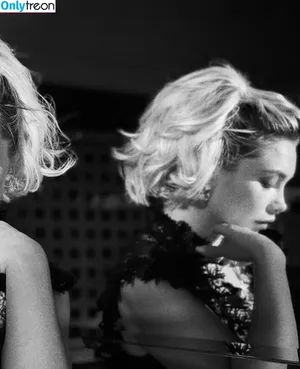 Florence Pugh / florencepugh nude photo #1647