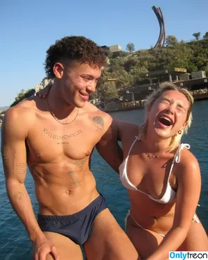 Florence Pugh / florencepugh nude photo #1657