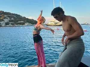 Florence Pugh / florencepugh nude photo #1695