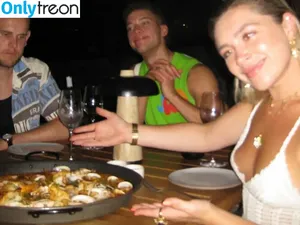 Florence Pugh / florencepugh nude photo #1697