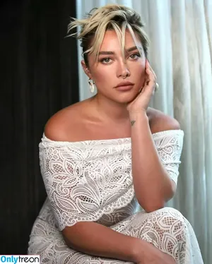 Florence Pugh / florencepugh nude photo #1711