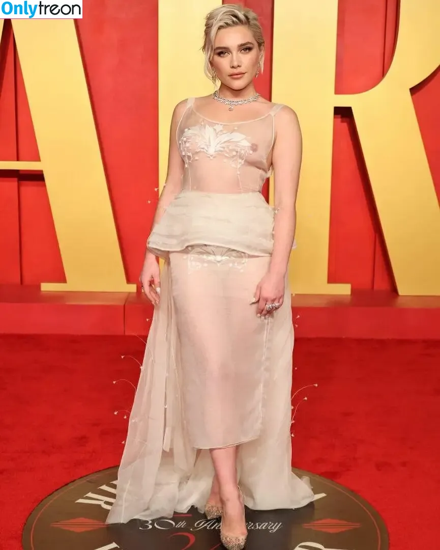 Florence Pugh голая photo #1196 (florencepugh)