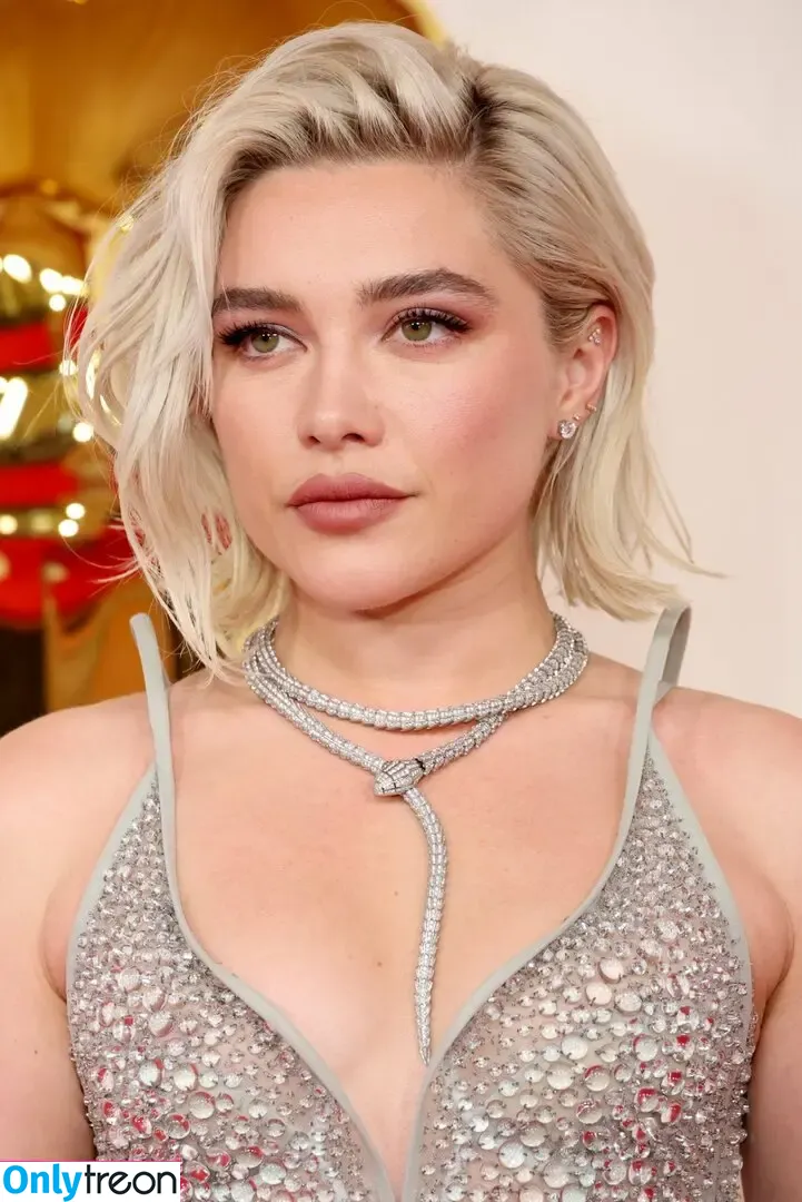 Florence Pugh nude photo #1201 (florencepugh)