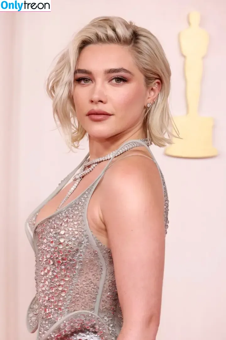 Florence Pugh голая photo #1207 (florencepugh)